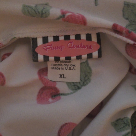 Pinup couture cherry dress - Picture 2 of 2